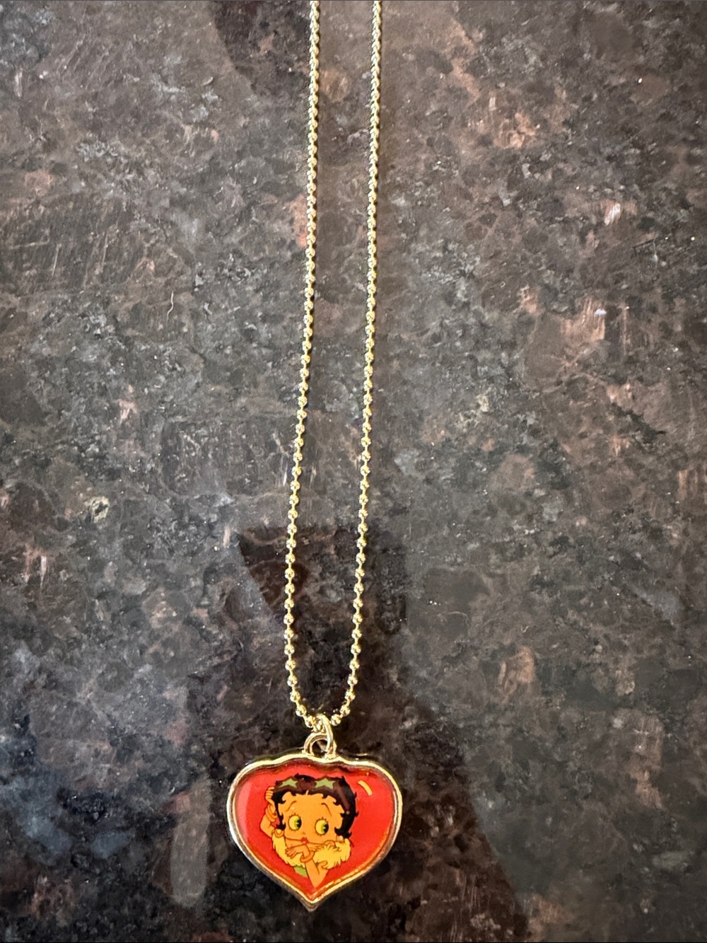 Gold-Tone Betty Boop Red Heart Pendant Necklace 1997